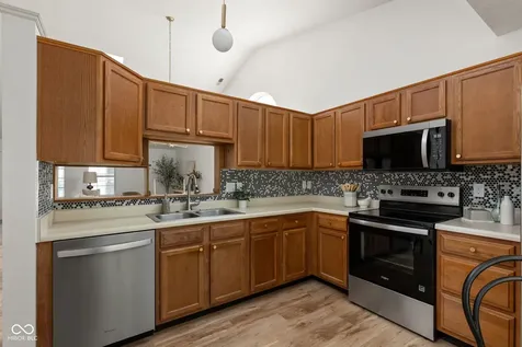 8563 Buffalo Ridge Drive Indianapolis IN 46227