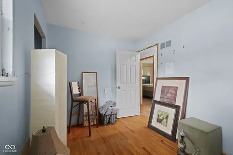 9 Kiefer Court Beech Grove IN 46107