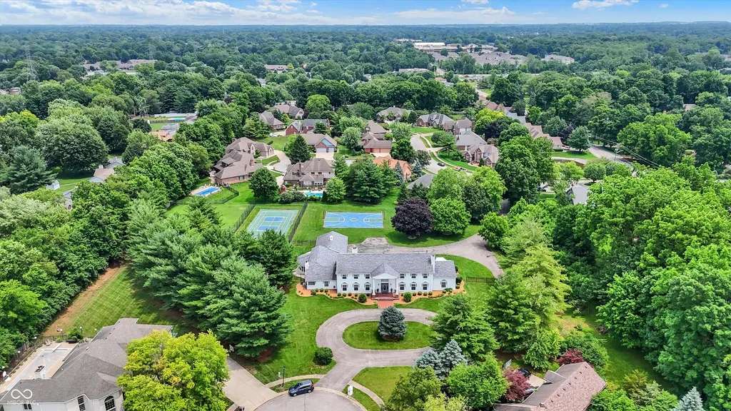 27 Forrests Edge Court Indianapolis IN 46227
