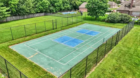 27 Forrests Edge Court Indianapolis IN 46227