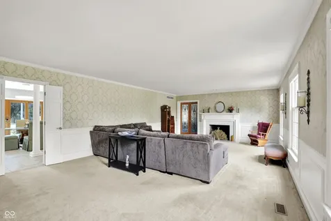 27 Forrests Edge Court Indianapolis IN 46227