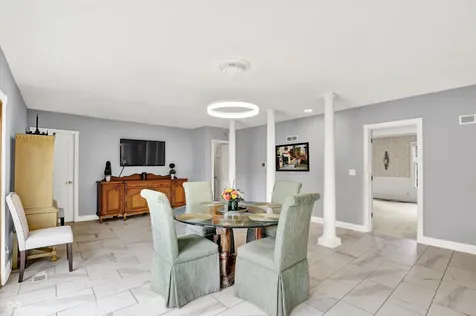 27 Forrests Edge Court Indianapolis IN 46227