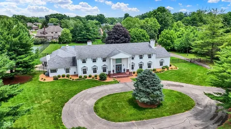 27 Forrests Edge Court Indianapolis IN 46227