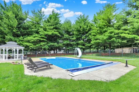 27 Forrests Edge Court Indianapolis IN 46227