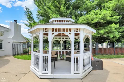 27 Forrests Edge Court Indianapolis IN 46227