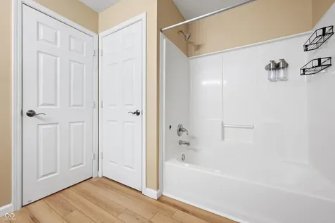 11940 Esty Way Carmel IN 46033