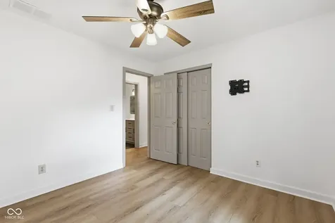 329 N East Street Westfield IN 46074