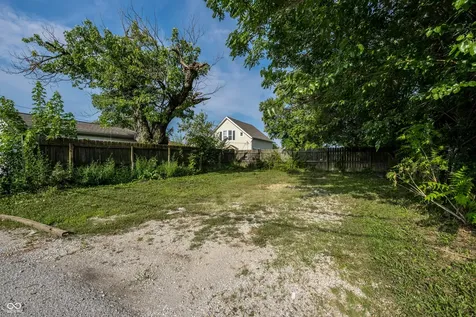 137 S 2nd Avenue Beech Grove IN 46107