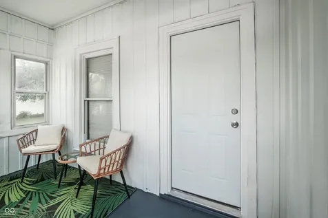137 S 2nd Avenue Beech Grove IN 46107