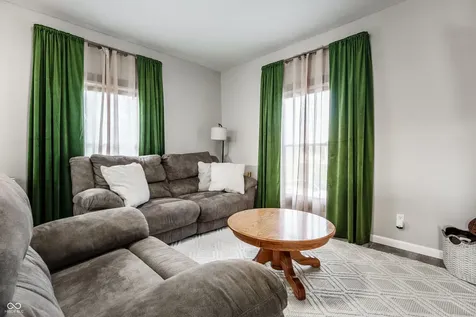 137 S 2nd Avenue Beech Grove IN 46107