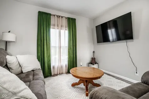 137 S 2nd Avenue Beech Grove IN 46107