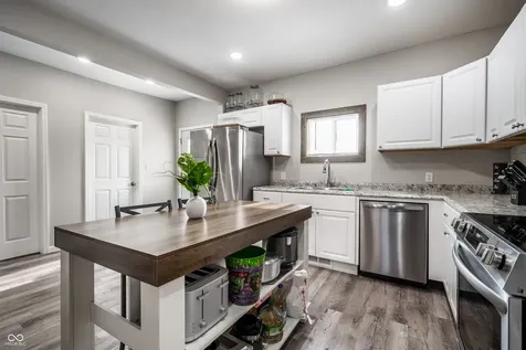 137 S 2nd Avenue Beech Grove IN 46107