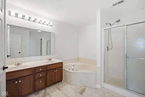 4740 Birmingham Drive Indianapolis IN 46235
