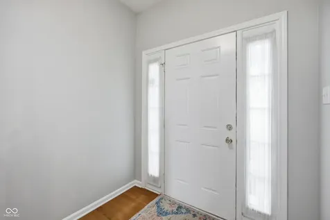 4740 Birmingham Drive Indianapolis IN 46235