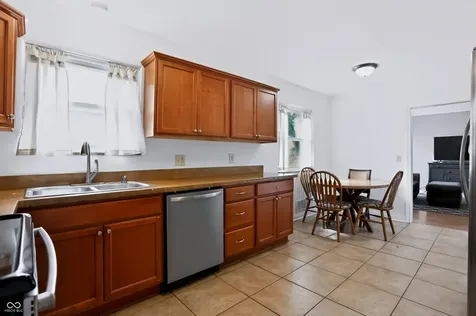 1021 N Mitchner Avenue Indianapolis IN 46219