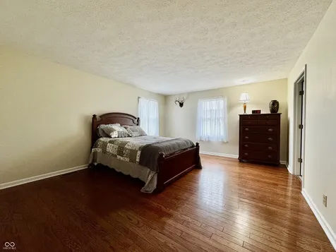 4435 Ellington Spencer IN 47460