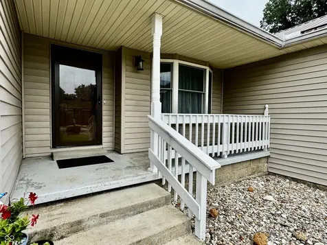 4435 Ellington Spencer IN 47460