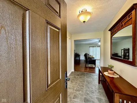 4435 Ellington Spencer IN 47460