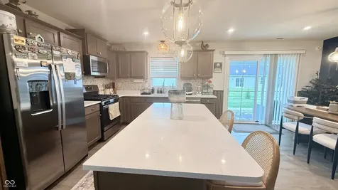 2221 Wonder Creek Drive Whitestown IN 46075