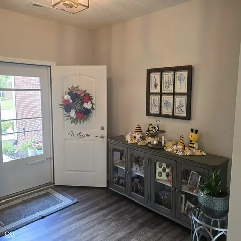 4233 Switchgrass Way Indianapolis IN 46237