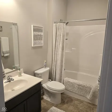 4233 Switchgrass Way Indianapolis IN 46237