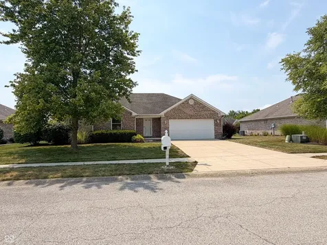 1119 Manchester Drive Brownsburg IN 46112