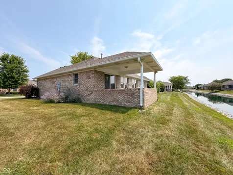 1119 Manchester Drive Brownsburg IN 46112