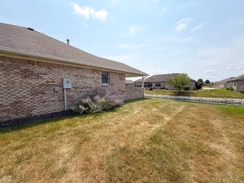 1119 Manchester Drive Brownsburg IN 46112