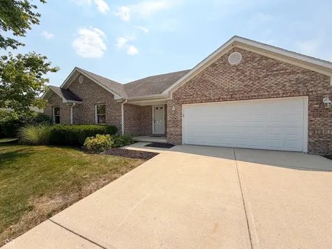 1119 Manchester Drive Brownsburg IN 46112