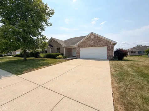 1119 Manchester Drive Brownsburg IN 46112