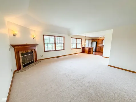 1119 Manchester Drive Brownsburg IN 46112