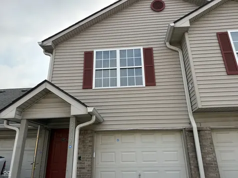 4717 Kelvington Drive Indianapolis IN 46254