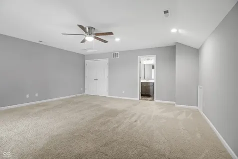 6582 Giles Boulevard Whitestown IN 46075