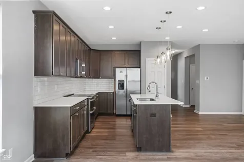6582 Giles Boulevard Whitestown IN 46075