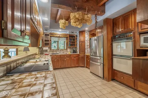 2650 S 750 W Columbus IN 47201