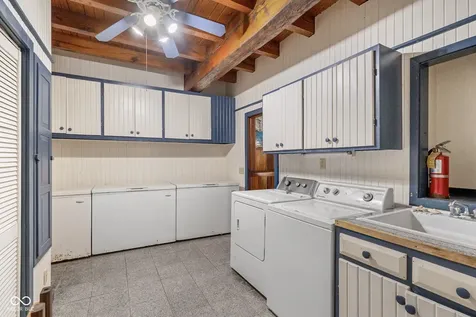 2650 S 750 W Columbus IN 47201