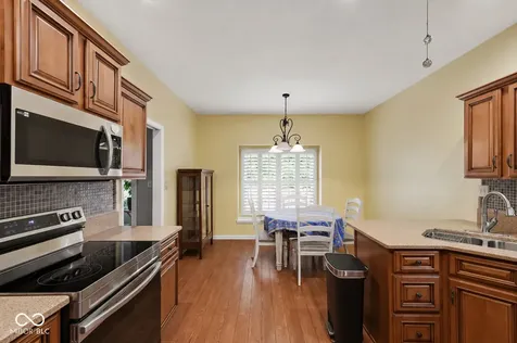 1628 Foxmere Boulevard Greenwood IN 46142