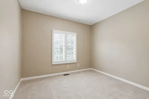 1628 Foxmere Boulevard Greenwood IN 46142