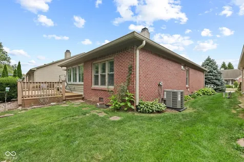 1628 Foxmere Boulevard Greenwood IN 46142