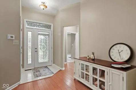 1628 Foxmere Boulevard Greenwood IN 46142
