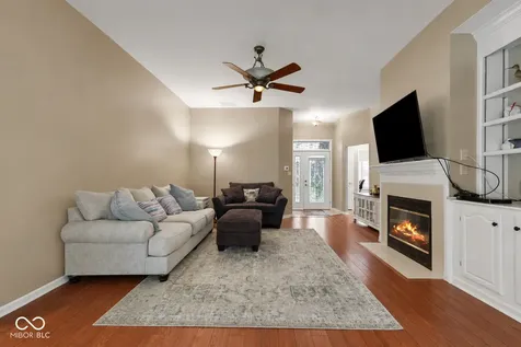 1628 Foxmere Boulevard Greenwood IN 46142