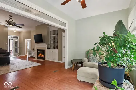 1628 Foxmere Boulevard Greenwood IN 46142