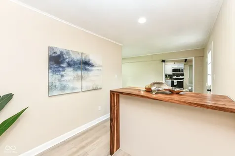 651 Fabyan Road Indianapolis IN 46217