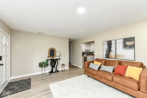 651 Fabyan Road Indianapolis IN 46217