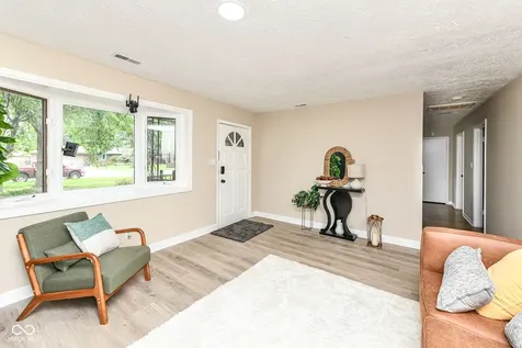 651 Fabyan Road Indianapolis IN 46217
