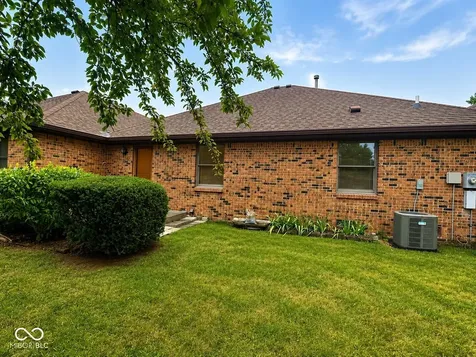 1118 Willow Springs Boulevard Brownsburg IN 46112