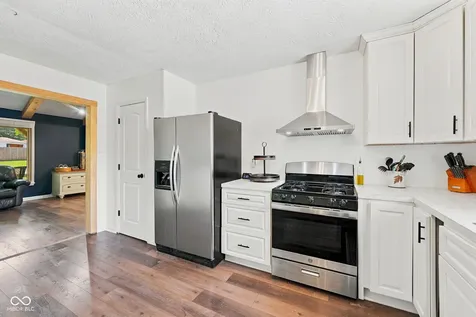 10 Tarry Court Greenwood IN 46142