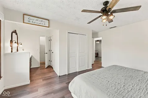 10 Tarry Court Greenwood IN 46142