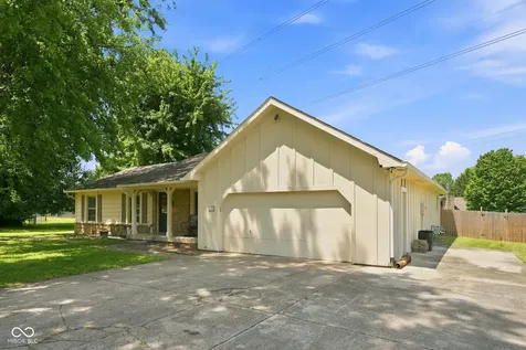 10 Tarry Court Greenwood IN 46142