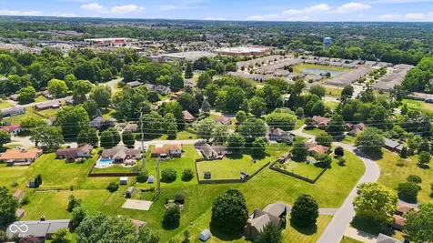 10 Tarry Court Greenwood IN 46142